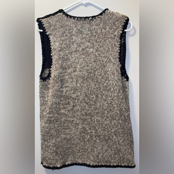 Vintage Heirloom Collectibles Knitted Vest 1994 - Picture 2 of 4